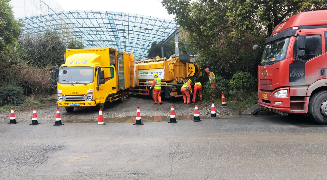 丹巴成区雨污水管网“四位一体”检测疏通项目
